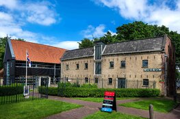 Rondleiders vertellen over de rijke geschiedenis van Douwe Egberts