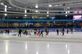 Gezellige drukte op de Open dag ijsstadion Thialf in Heerenveen