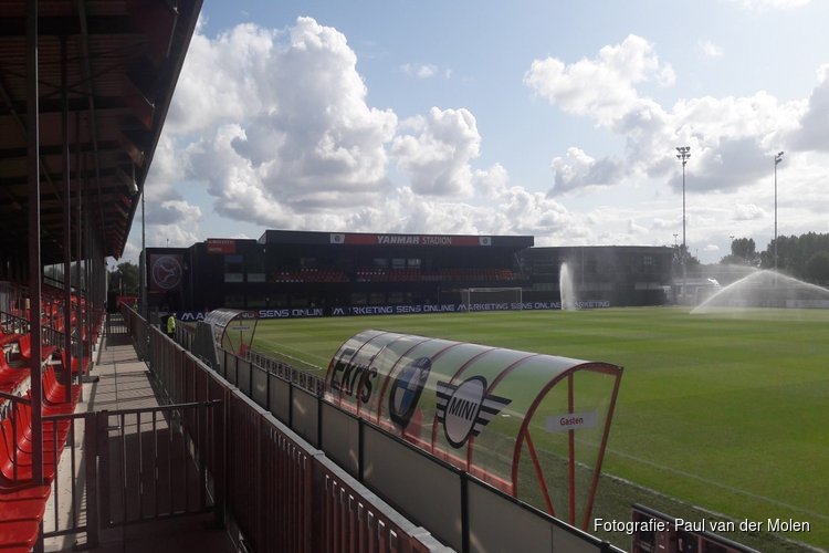 Almere City FC en SC Cambuur geven elkaar niets toe