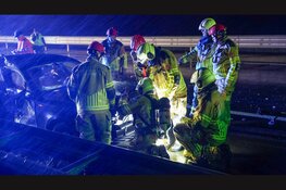 Meerdere gewonden na flink ongeval op Afsluitdijk