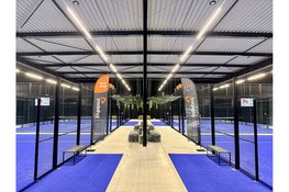 Eerste indoor padelhal van De Fryske Marren opent in Joure