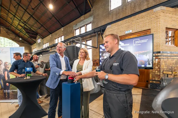 Woudagemaal leidt stokers en machinisten op met nieuwe virtuele simulator
