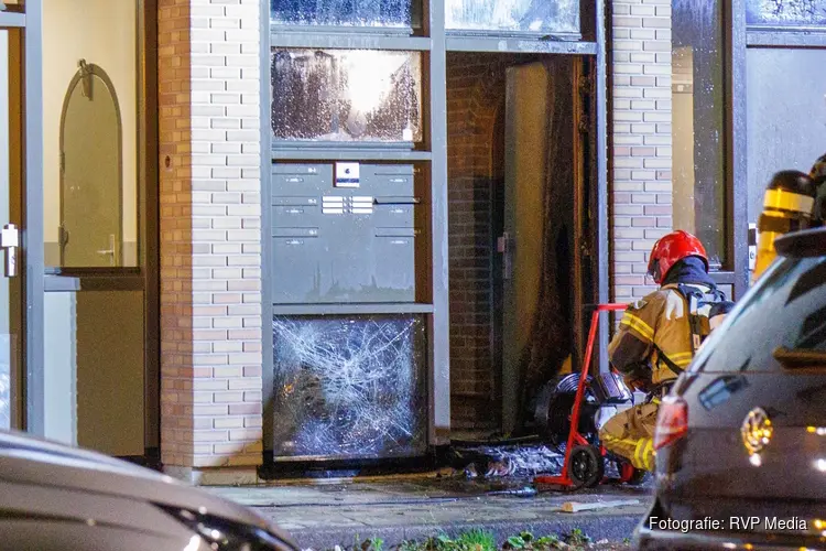 Landelijk aantal aanslagen met explosieven blijft afnemen; aanslagenproblematiek blijft ernstig